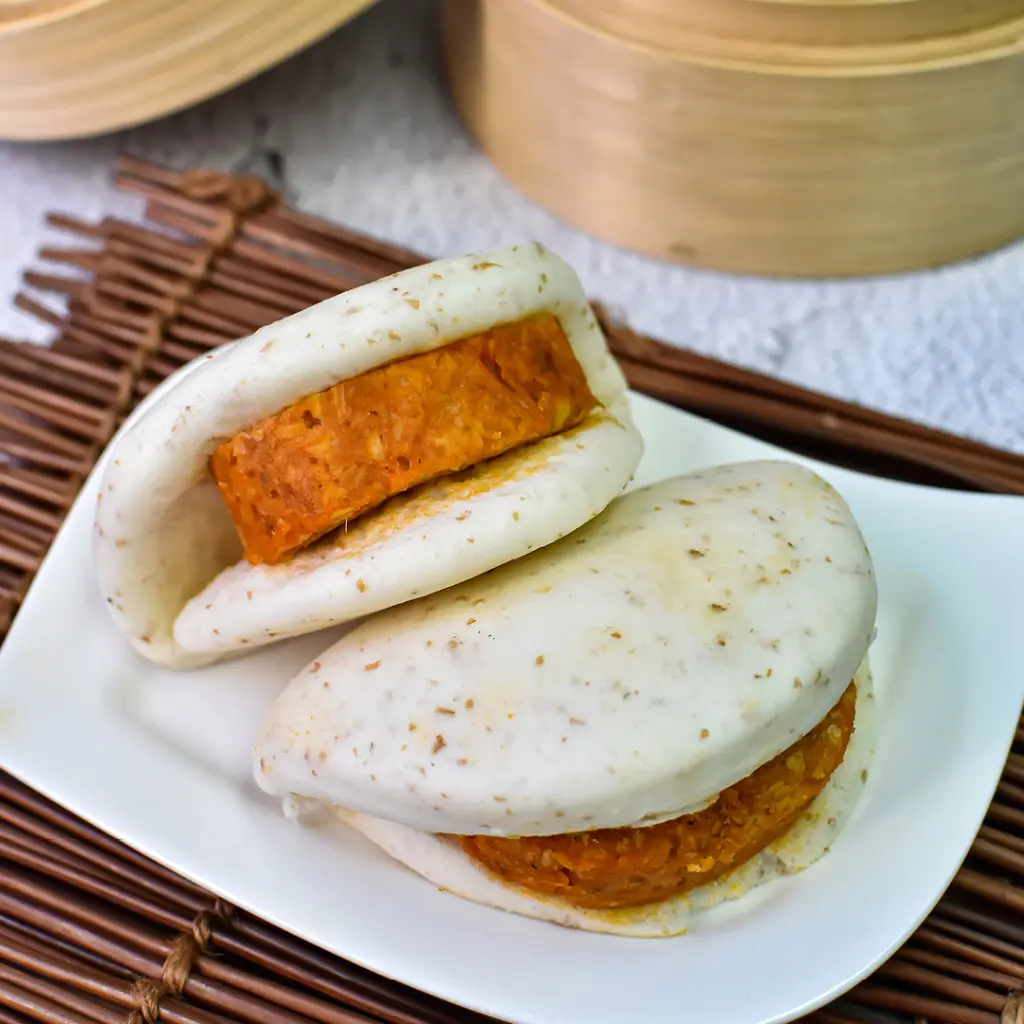 whole-wheat-lotus-leaf-bun_02.webp