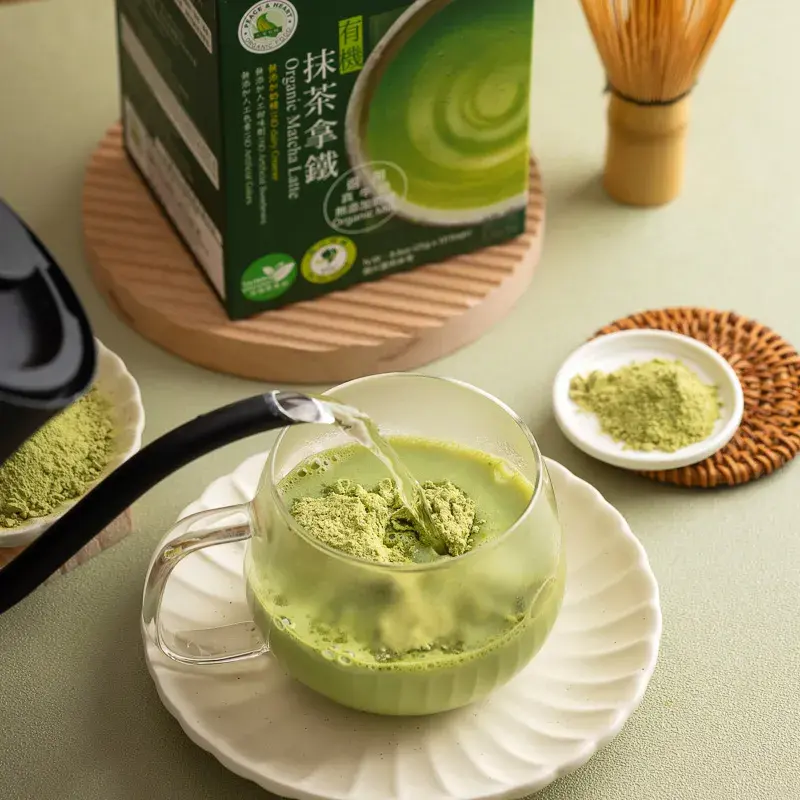 organic-matcha-latte_04.webp