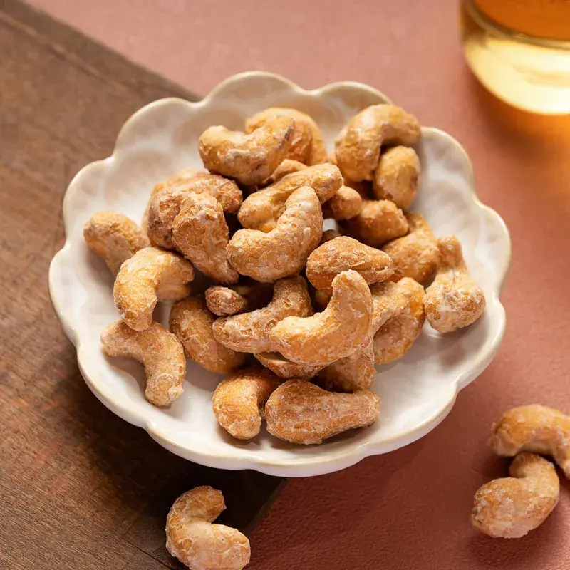 crispy-frosting-cashew-nuts_03.webp